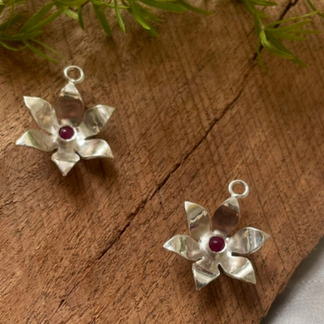 Flower Pendant | Silver Jewellery | Hand-Crafted | Floral Charm