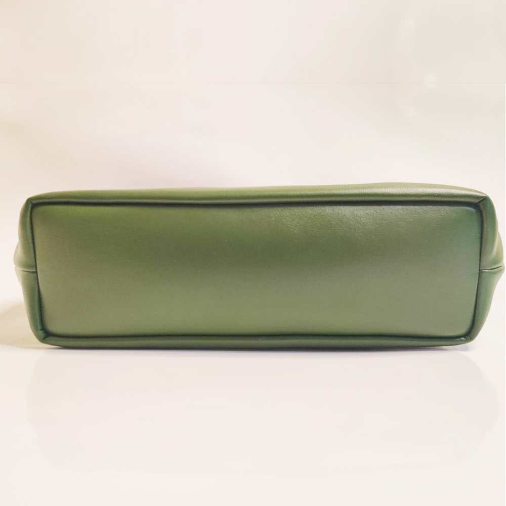 Emerald Green Tote Bag | Made of Cactus Leather | Crisp Design