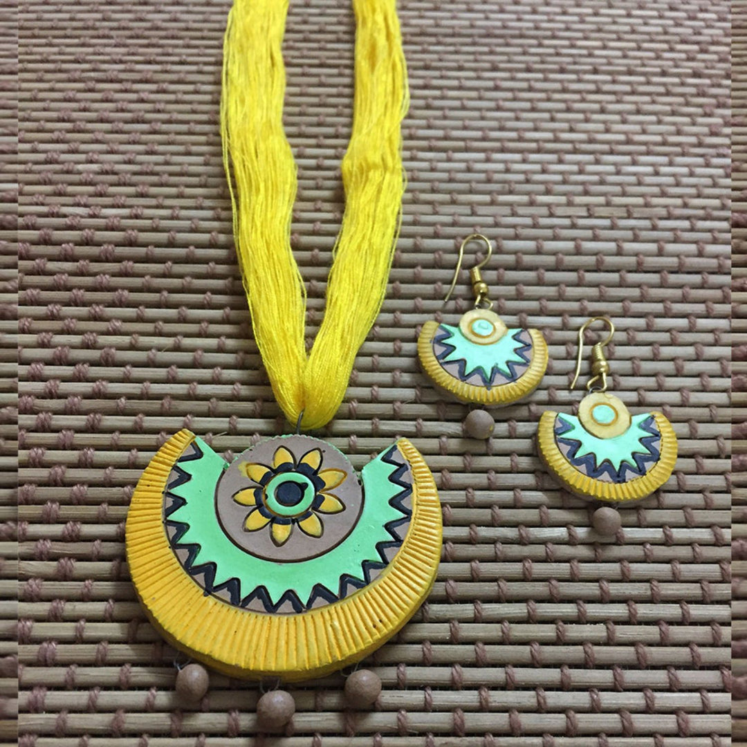 Tribal Pendant Neckpiece Set | Terracotta Jewelry | Pastel Green And Yellow