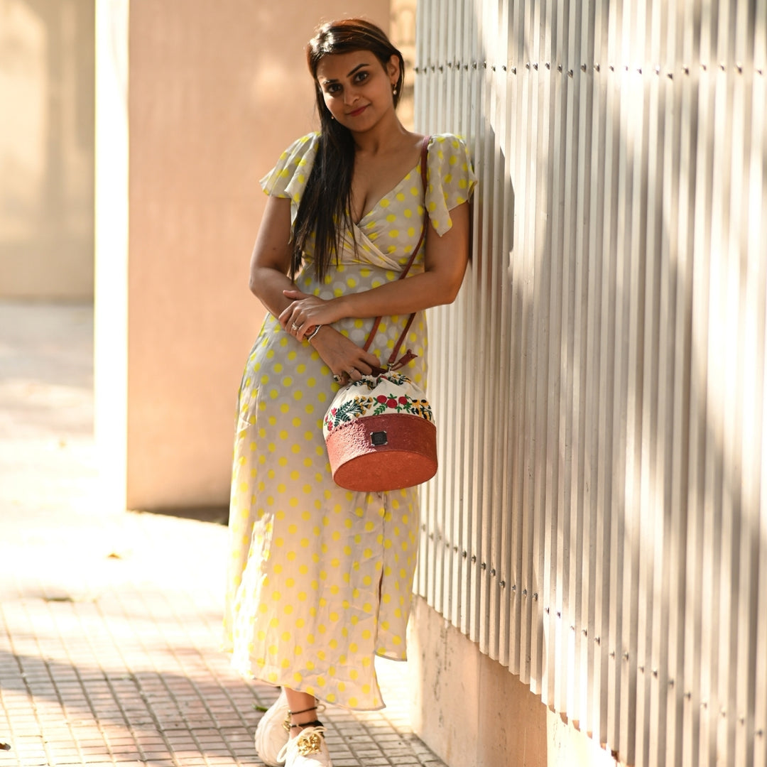 Jhola Sling Bag For Women | Cotton & Coconut Leather | Red & Cream