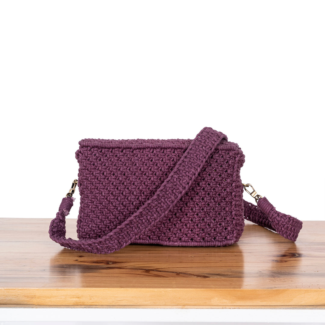 A Boxy Affair Hand-Knotted Bag | Artistic | Hand-Crafted | Aesthetic | Macramé