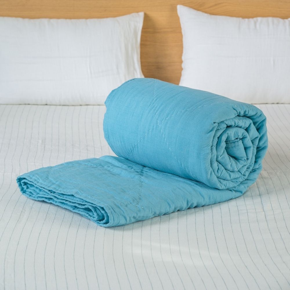 Linen Quilt for Comfy Snuggle | Made of Eco-Friendly Linen | Turquoise