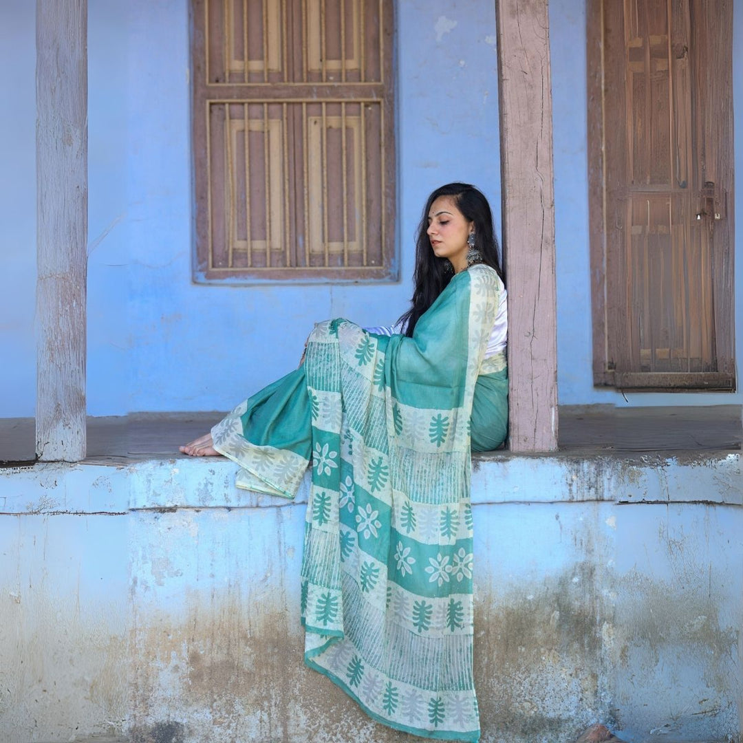 Sea Green Muslin Saree For Women | Artistic Batik Printed | Office Wear 