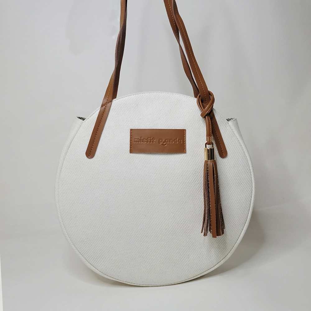 White Full Moon Cactus Leather Shoulder Bag | Contemporary Classic