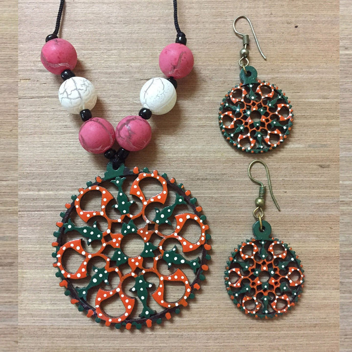 Green And Orange Round Jewelry Set | Tikuli Art Painting | Rustic Jewelry