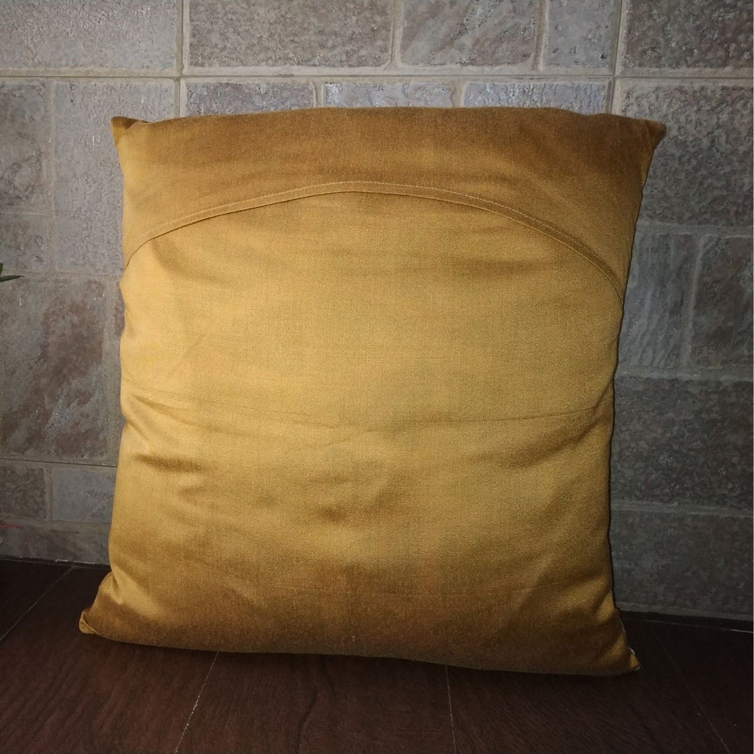 Geometrical Cushion Cover | Smart and Suave Look | 16" x 16"