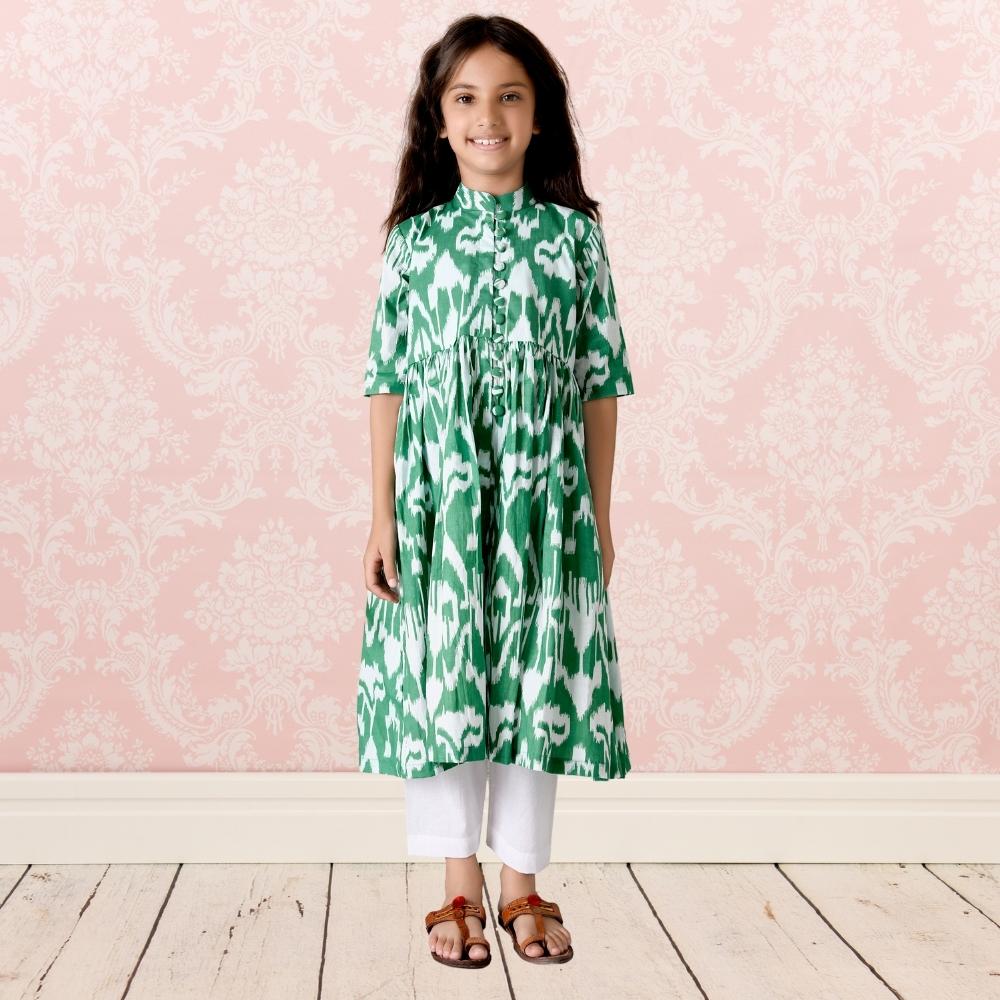 Kale Ikat Set | Festive Wear | Occasion Wear | Cotton | Green And White