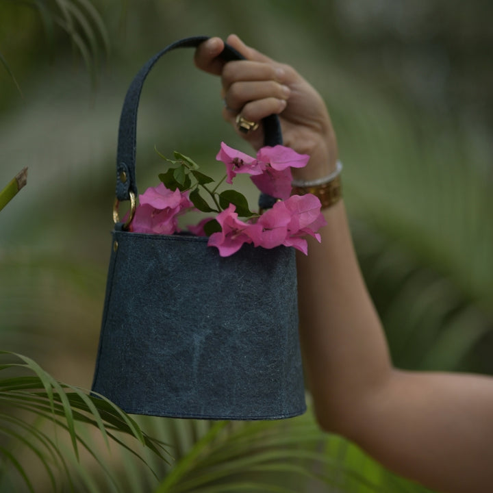 Bucket Bag For women | Indigo | Made of Coconut Leather | Stylish