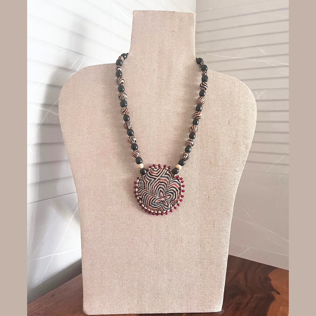 Circular Pendant Wavy Print Necklace | Artistically Hand Crafted | Beaded | Unique