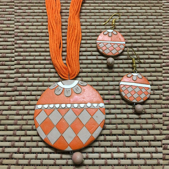 Round Checks Pendant Neckpiece Set  | Terracotta Jewelry | Orange And Khaki