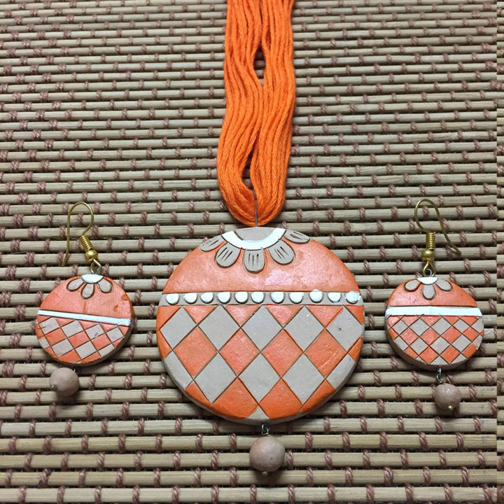 Round Checks Pendant Neckpiece Set  | Terracotta Jewelry | Orange And Khaki