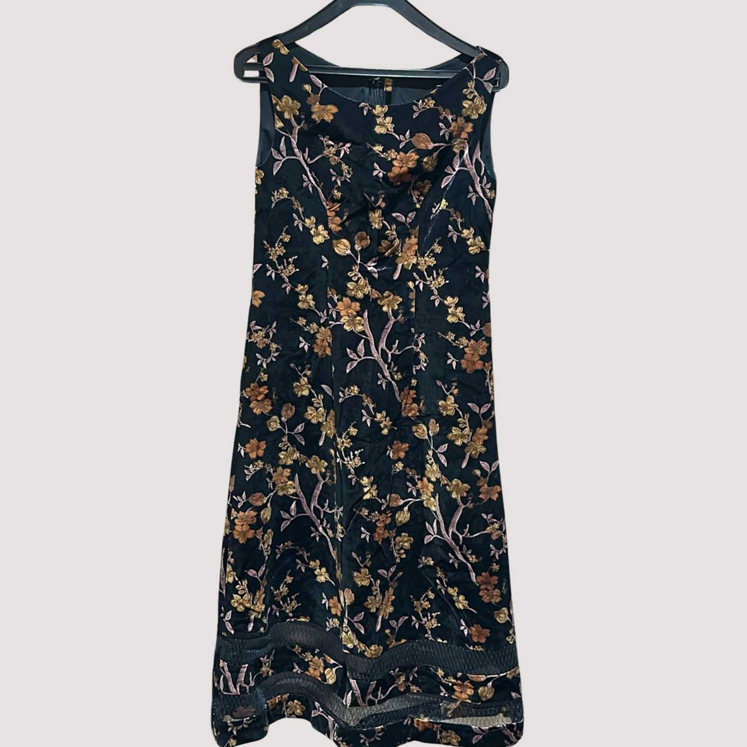 Pre-loved Black Floral Velvet Dress | Shift Dress | Printed