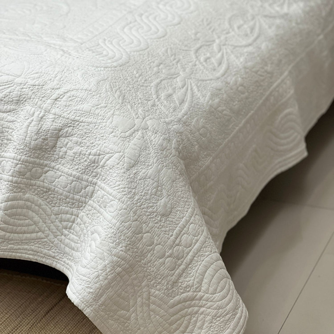 White Cotton Round Medallion Embroidered Quilt | Ornate Elegance | 228 x 280 CM