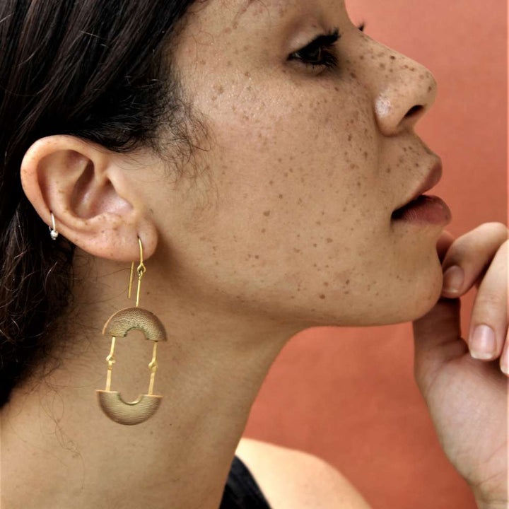 Dangling Arc Ear Rings | Sustainably Made of Gold Plated Recycled Brass | Bamboo Base