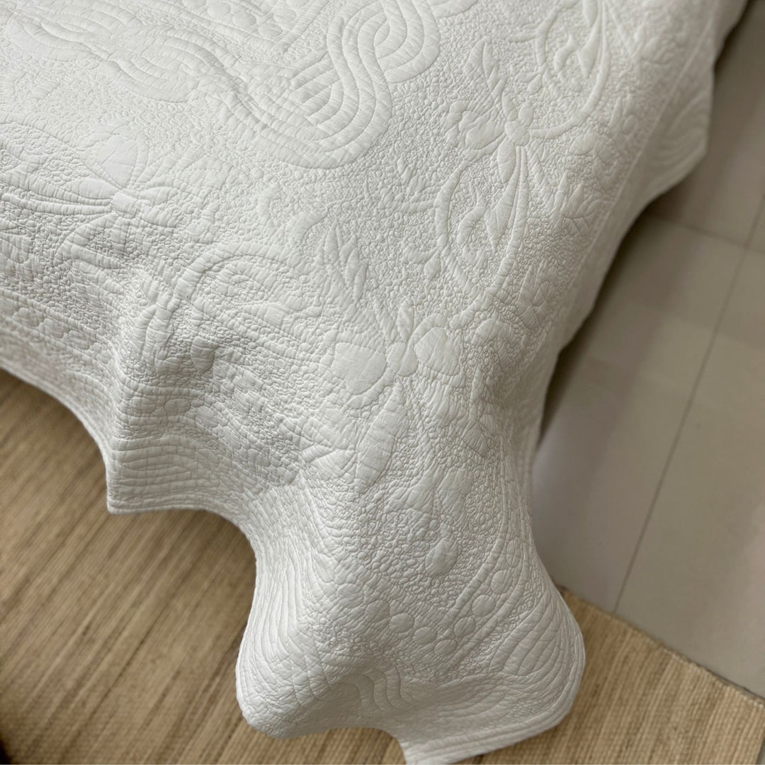 White Cotton Round Medallion Embroidered Quilt | Ornate Elegance | 228 x 280 CM