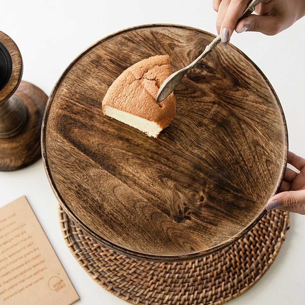 Detachable Cake Stand | Hand-Crafted | Seasoned Mango Wood | Travel Friendly | 11.5 Inch