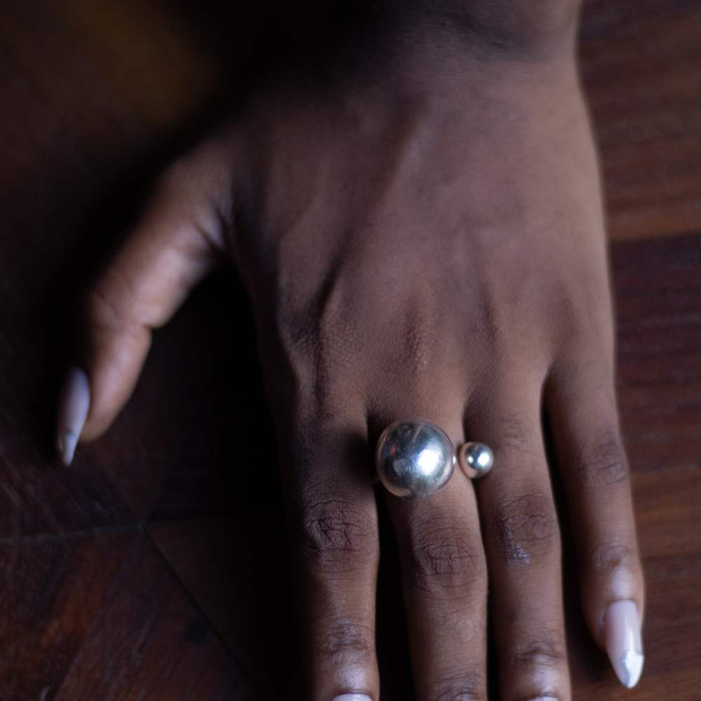 Finger Ring | Made of Sterling Silver | Pure | Sustainable | Sphere Shaped | Neat Design