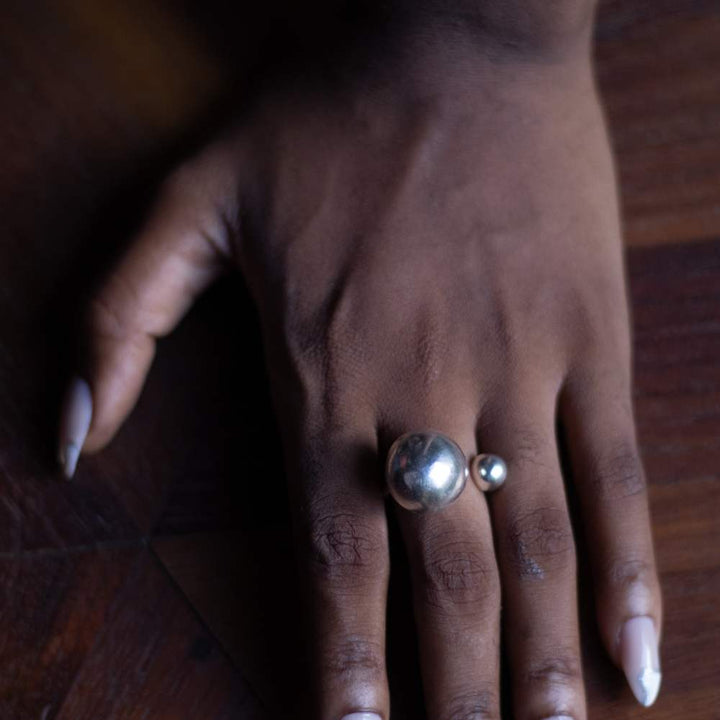 Finger Ring | Made of Sterling Silver | Pure | Sustainable | Sphere Shaped | Neat Design