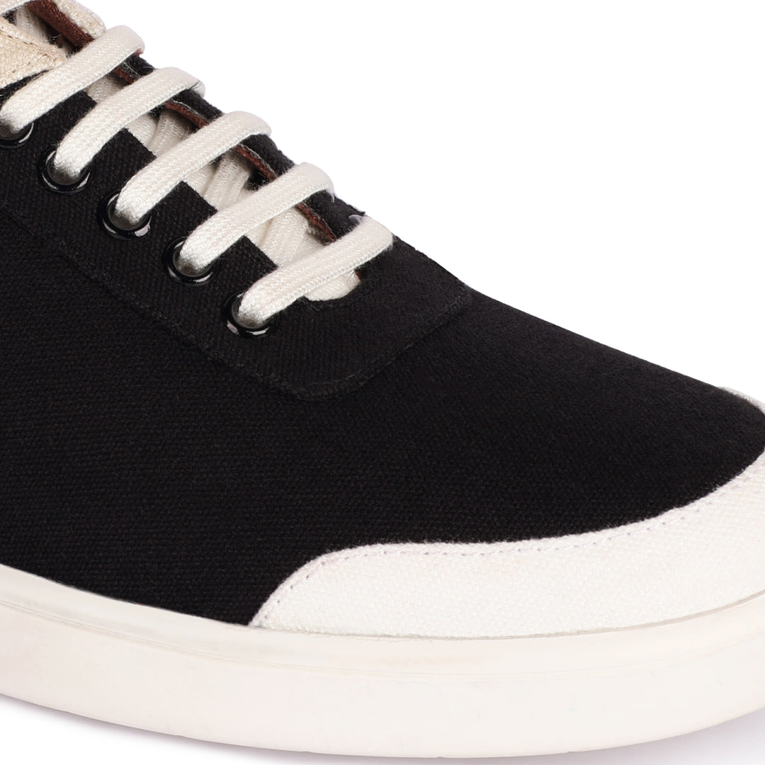 Black & Beige Sneakers | Made of Recycled PET Bottles | Water Repellent