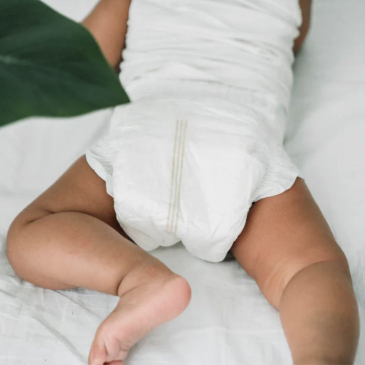 Eco-Friendly Bamboo Diapers | Medium Size / 6-11 KG | Tape Style | Pack Of 32