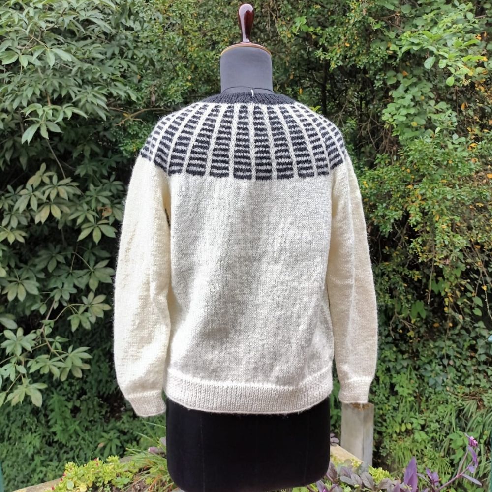 Off-White Hand Knitted Winter Pullover/Sweater For Women | Smart Black Accent on Neckline | Round Neck and Full Sleeve