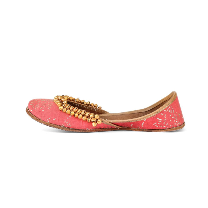 Hand-Crafted Coral Pink Women Juttis | Festive Styling | Ghungroo Embellished