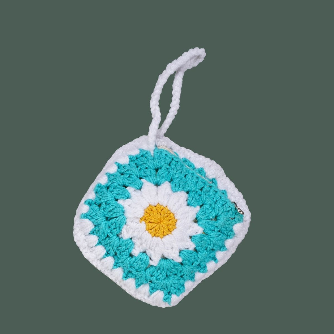 Daisy Wristlet Pouch Bag | Hand-Crochet | Cotton | White & Blue