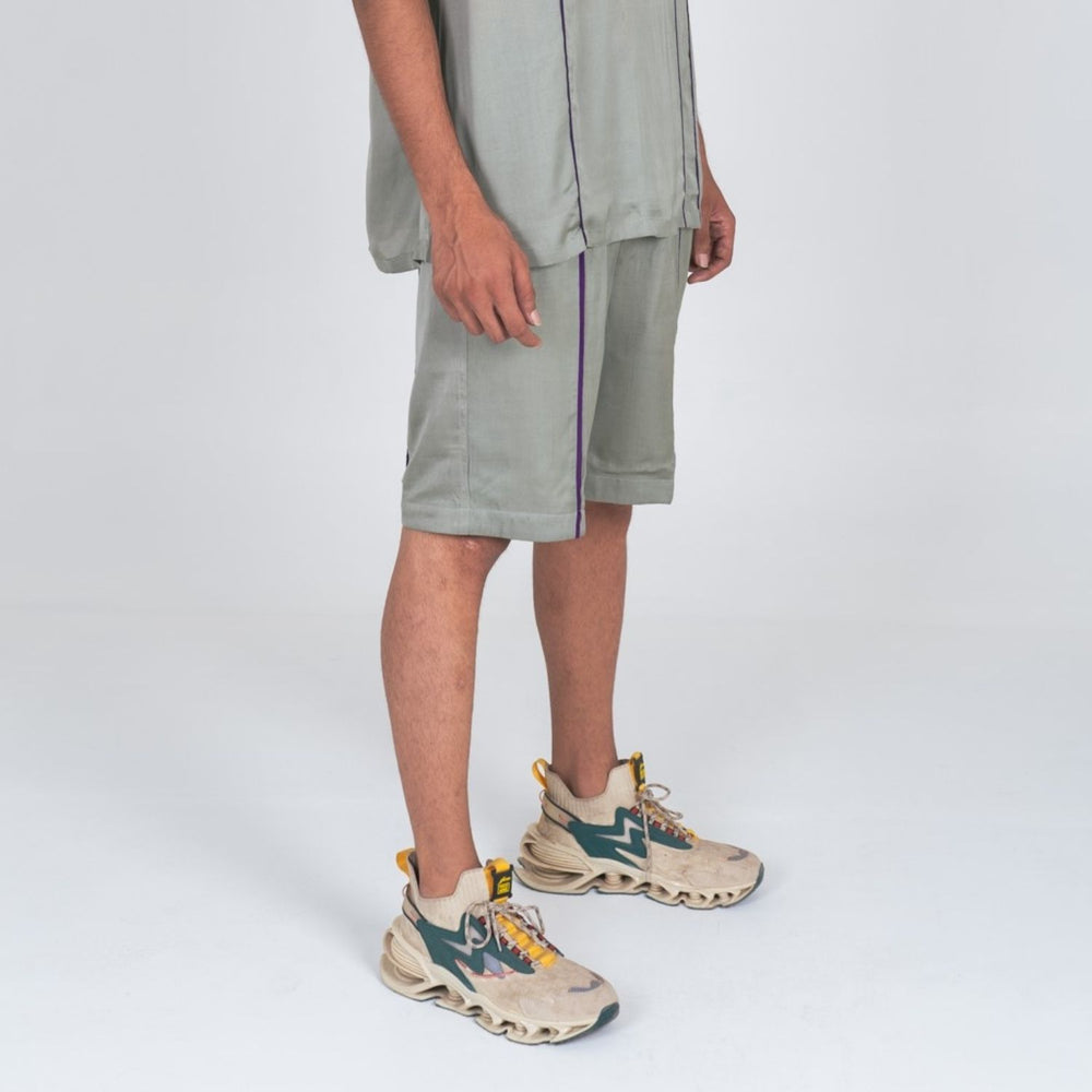 Men's Green Shorts | Contemporary Casual Wear | Sustainably Stylish