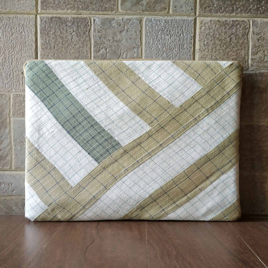 Geometric Elegance 15 Inches Laptop Sleeve | Minimalist Style