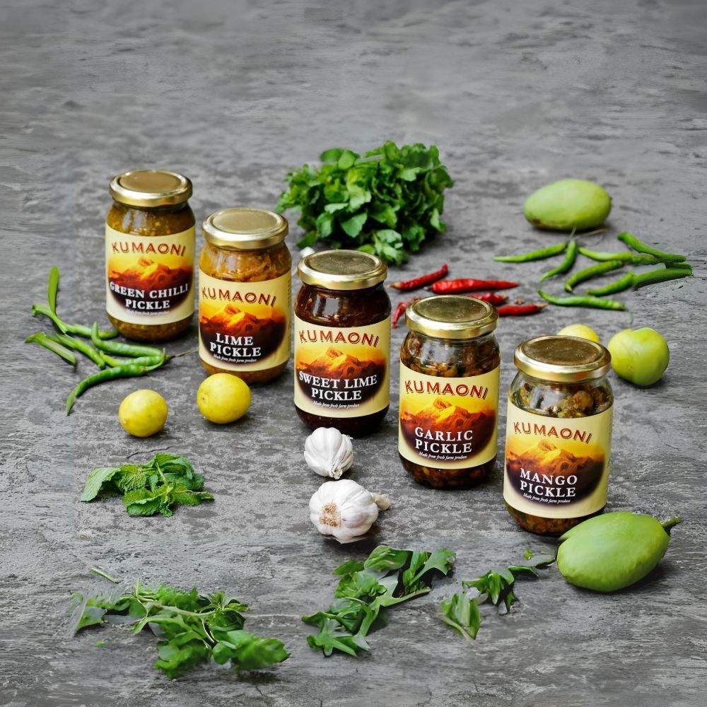 Green Chilli Pickle | Flavourful Zesty Condiment | Authentic Himalayan Produce | 250 GM Bottle | Organic & Pure 