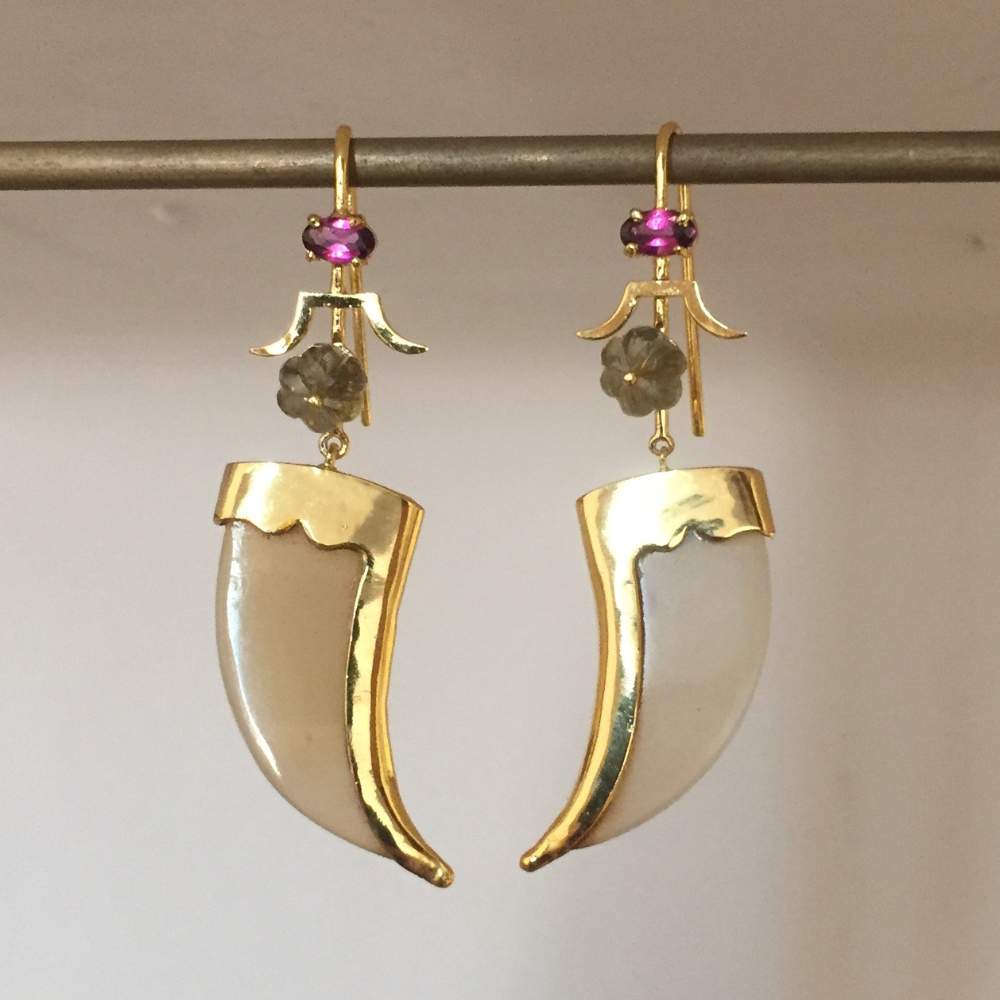 Floral-Claw Earring | Hand Crafted with Semi-Precious Gem Stones And Sterling Silver