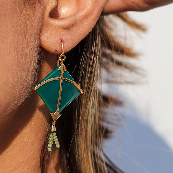 Kite Earring with Pastel Green Peridot Tassel | Hand Cut | Made of 925 Silver And Moon Stone