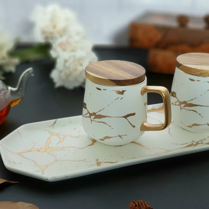 Ceramic Coffee Mugs With Lids And Serving Tray | White And Gold | Set Of 3