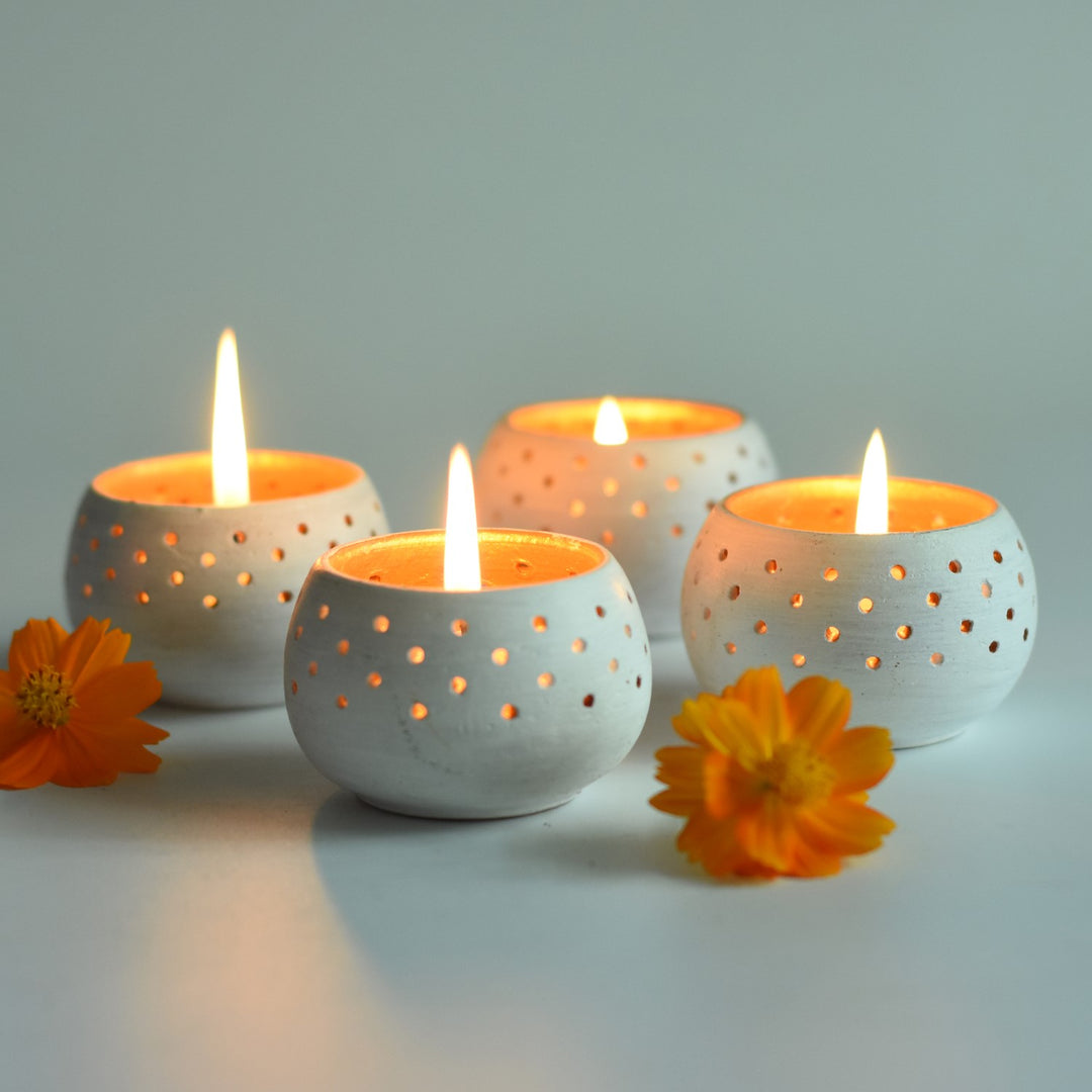 White Dome Shape Tealight Candle Holder/Pot | Terracotta | Set of 4