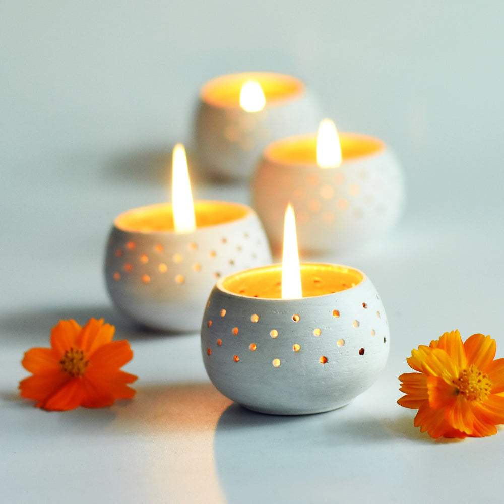 White Dome Shape Tealight Candle Holder/Pot | Terracotta | Set of 4