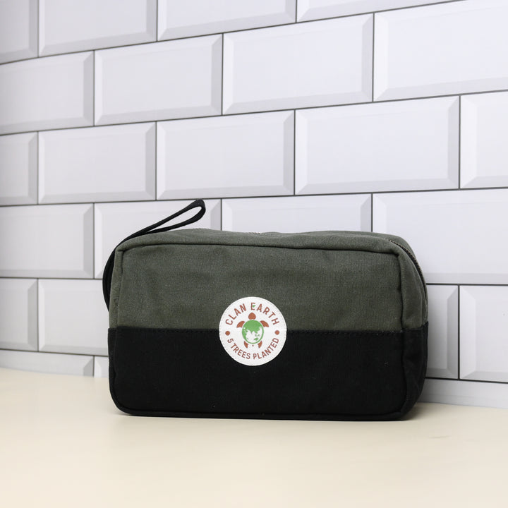 Travel Pouch | Oryx Dopp Kit | Multi-Functional | Sturdy & Classy