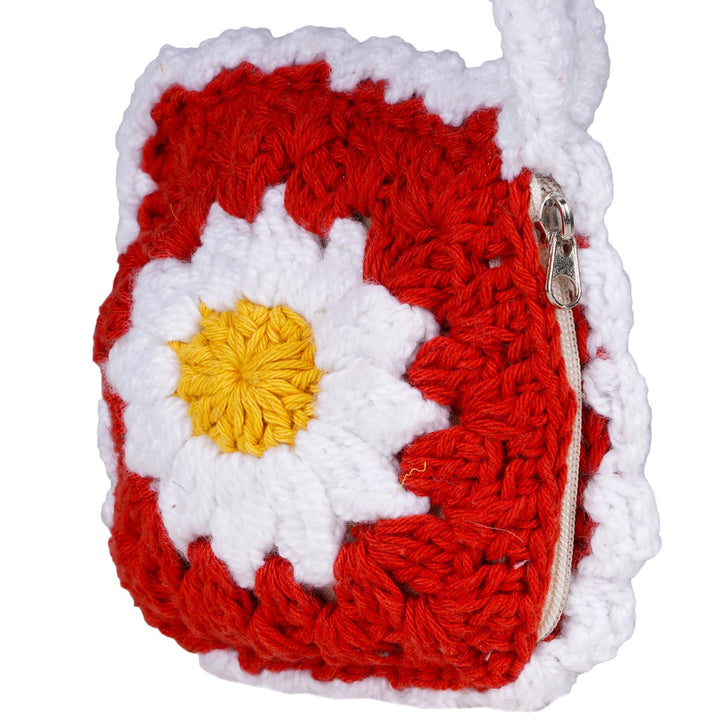 Daisy Wristlet Bag | Hand-Crafted & Crochet | Cotton Yarn | Crimson