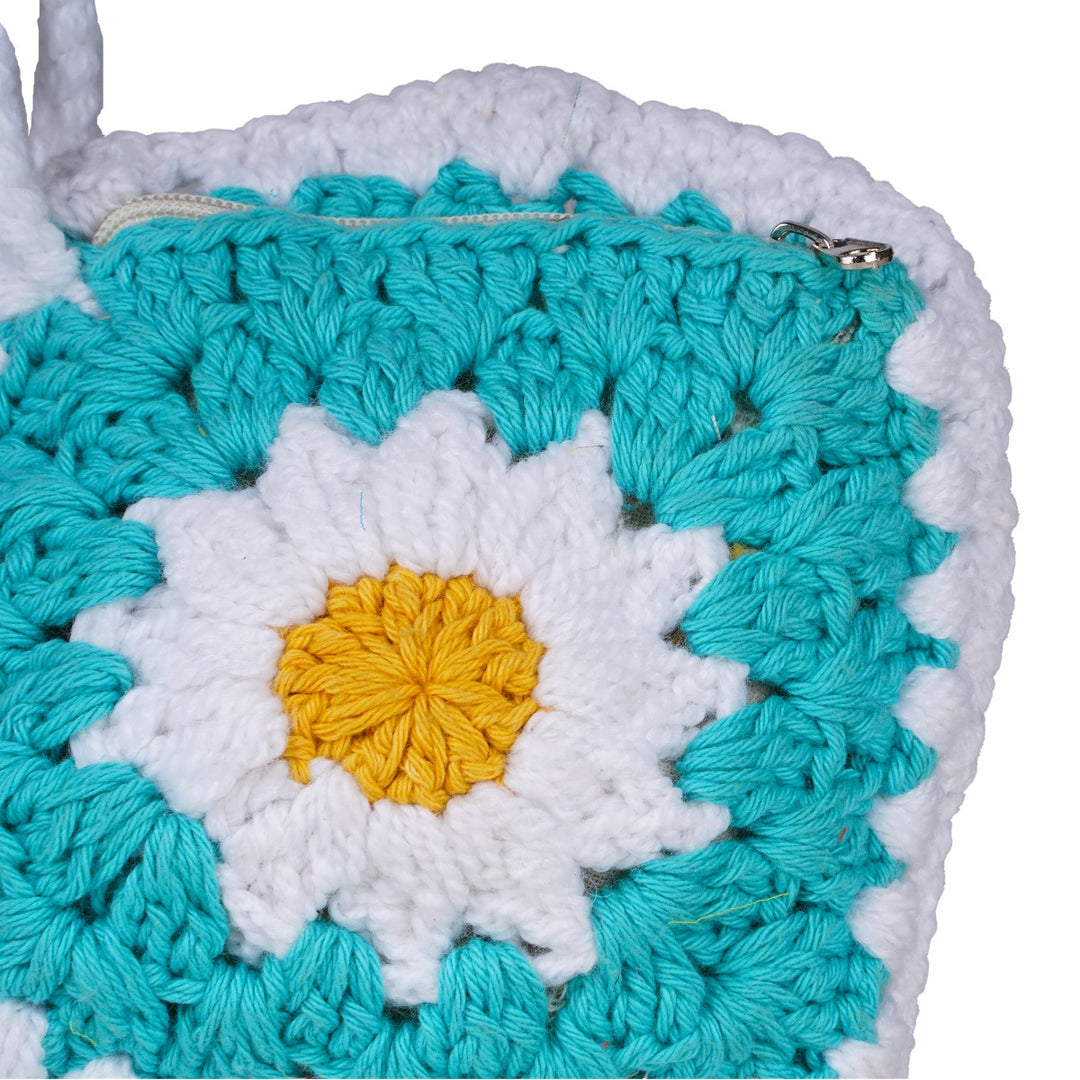 Daisy Wristlet Pouch Bag | Hand-Crochet | Cotton | White & Blue