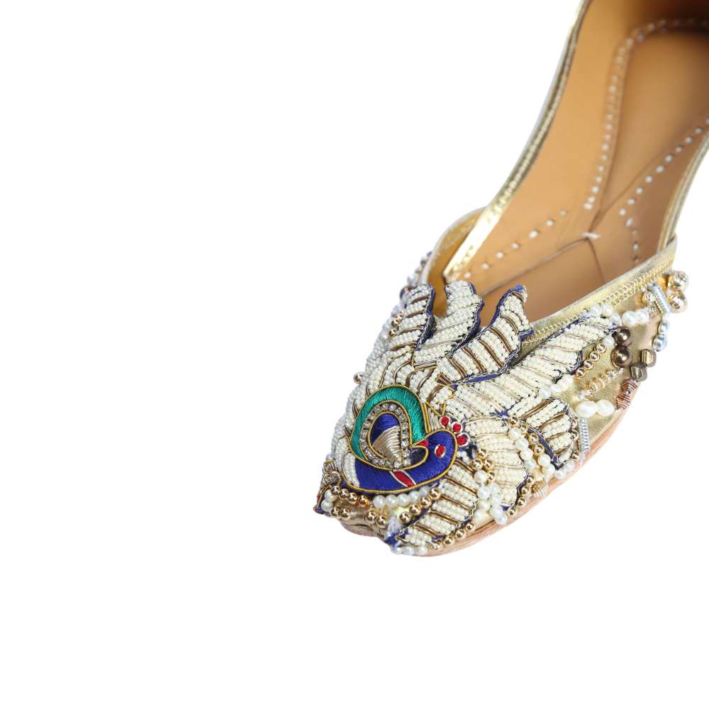 Golden White Jutti | Embellished Peacock | Festive & Wedding Apt