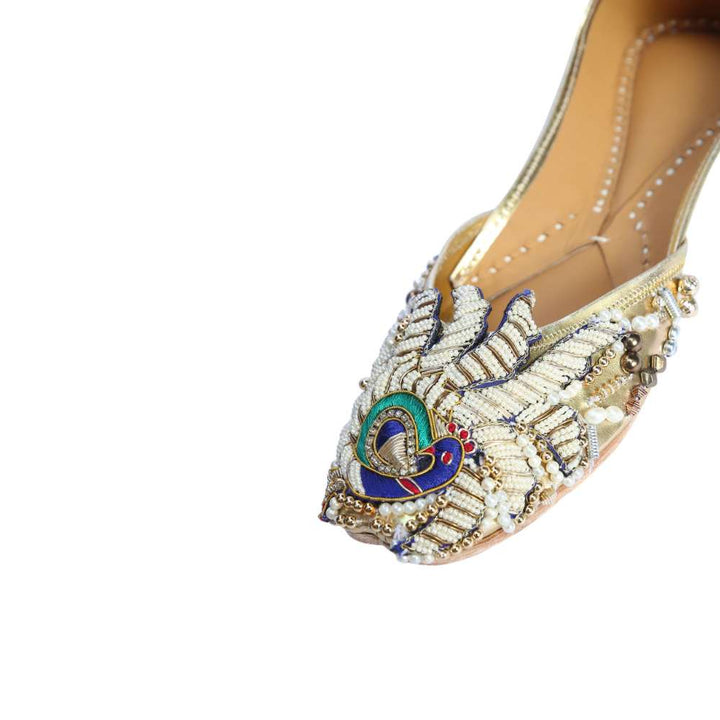 Golden White Jutti | Embellished Peacock | Festive & Wedding Apt