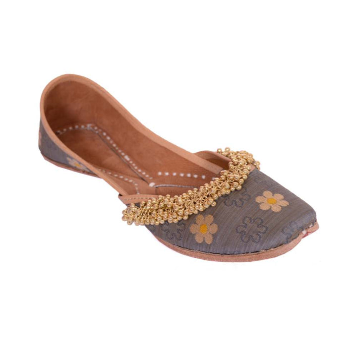 Grey Floral Silk Ghungroo Stud Jutti | Ethnic Festive Wear