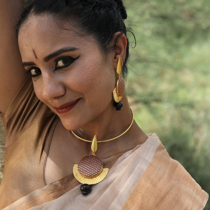 Hand-Crafted Neckpiece | 22kt  Gold Plated | Minamlistic & Traditional | Black Pottery 