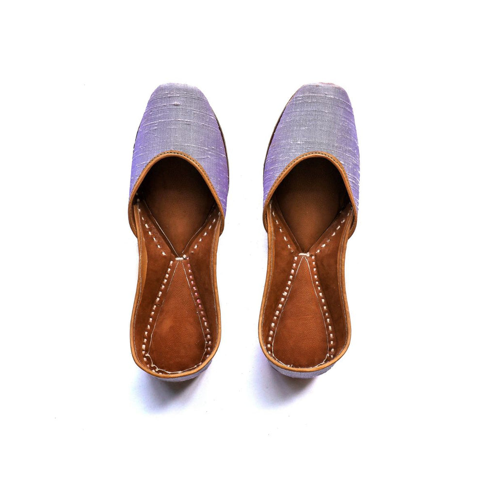 Lavender Women Jutti | Raw Silk | Exquisite Craftsmanship