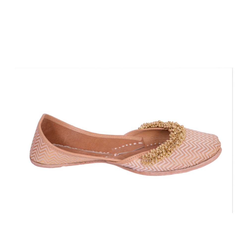 Pastel Pink Chevron Print Jutti | Ghungroo Embellished | Festive Look
