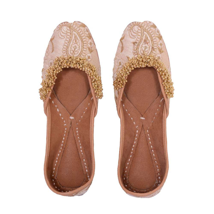 Powder Pink Embroidered Silk Jutti | Elegant And Ethnic Look