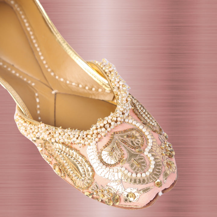 Powder Pink Silk Festive Jutti |  Exude Femininity & Sophistication