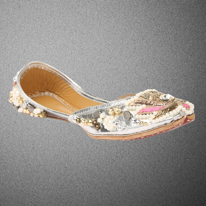Silver Jutti for Women | Wedding and Festive Apt | Exquisitely Detailed