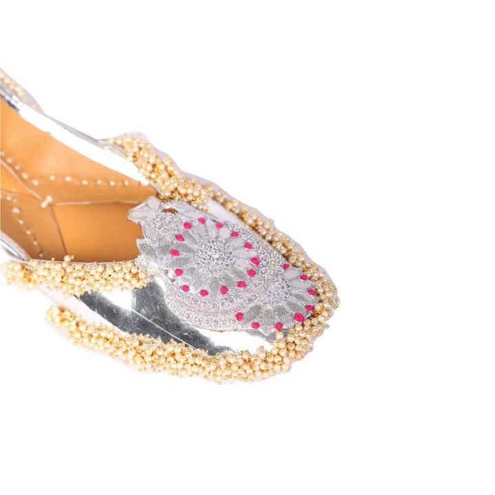 Silver Women Jutti | Beautifully Designed | Festive | Wedding Apt