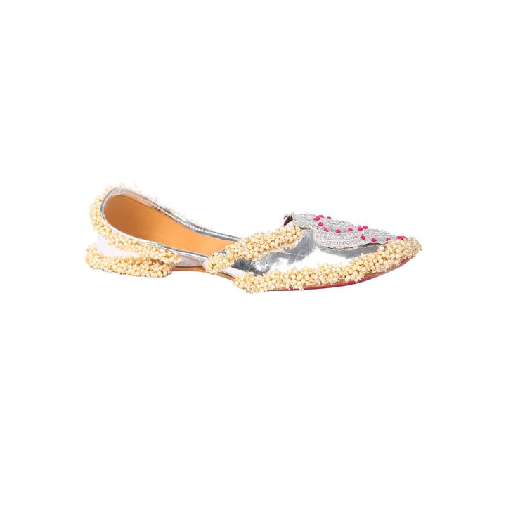 Silver Women Jutti | Beautifully Designed | Festive | Wedding Apt