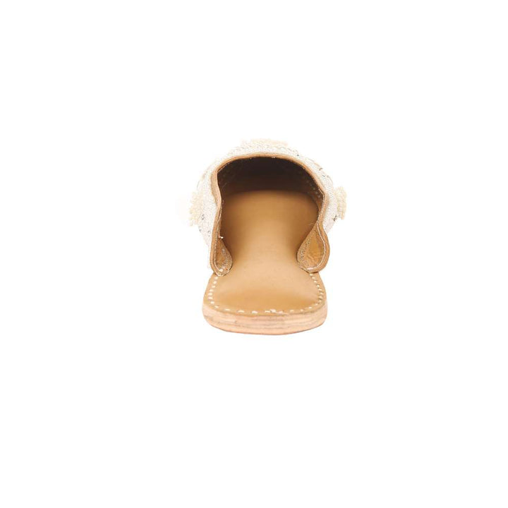 Women White Mules | Finely Crafted | Ethnic Flats for Wedding